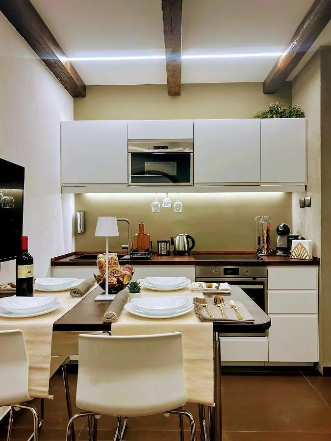 Liborio Homes Katania